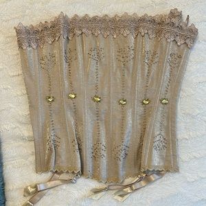 Never worn Frederick’s of Hollywood corset